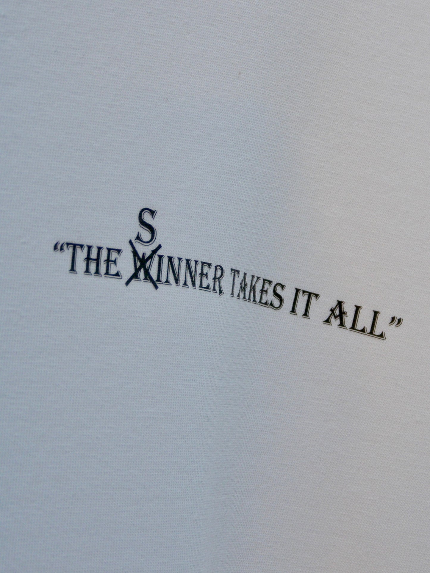 Maglietta Jannik Sinner Tifosi Tennis – “The Sinner Takes It All” – Unisex